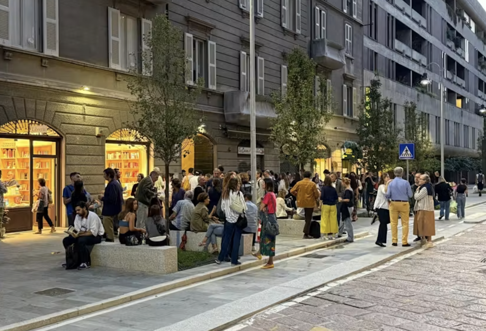 Da fruttivendolo a casa editrice: a Milano nasce La Casa della Frutta